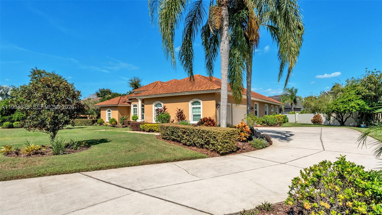 237 Mclean Pt Winter Haven, FL 33884