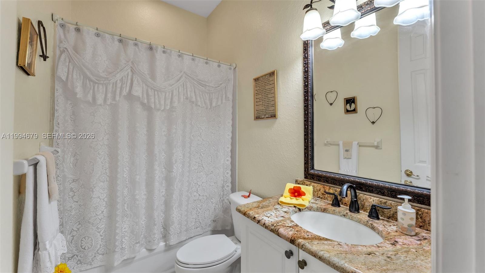 237 Mclean Pt Winter Haven, FL 33884