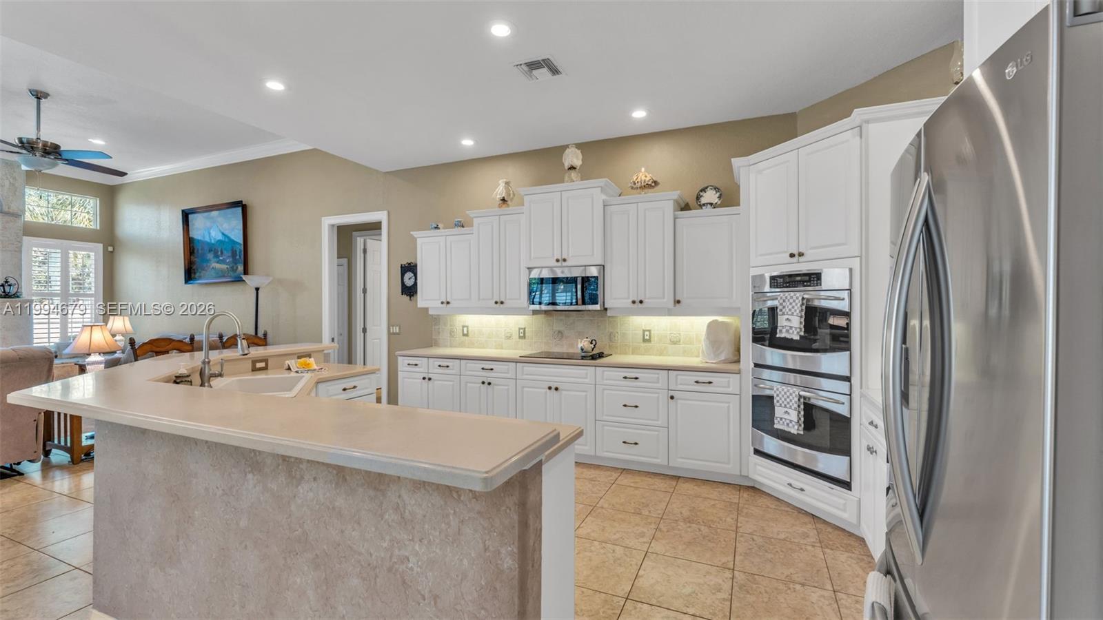 237 Mclean Pt Winter Haven, FL 33884