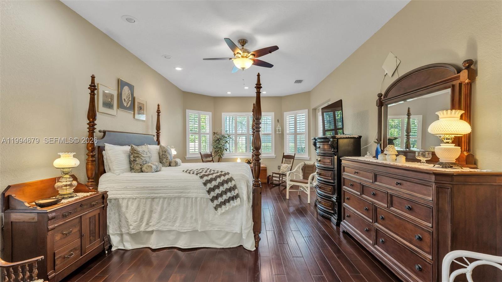 237 Mclean Pt Winter Haven, FL 33884