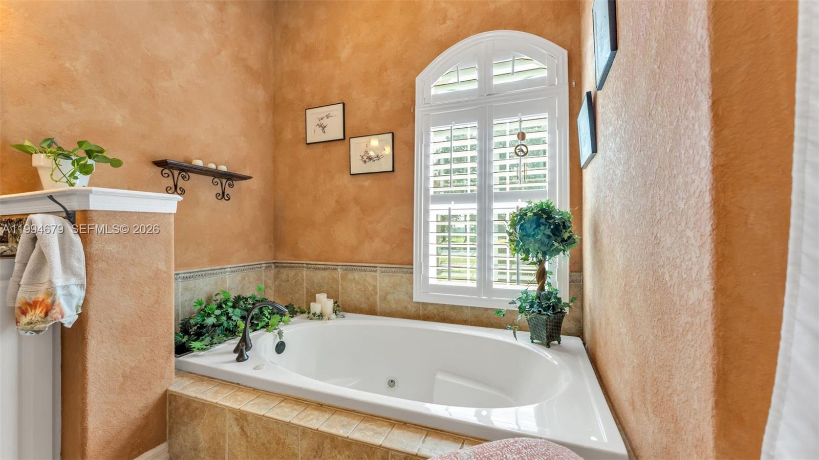 237 Mclean Pt Winter Haven, FL 33884