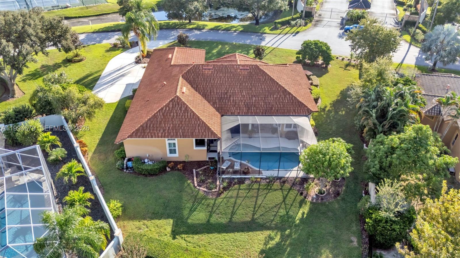 237 Mclean Pt Winter Haven, FL 33884