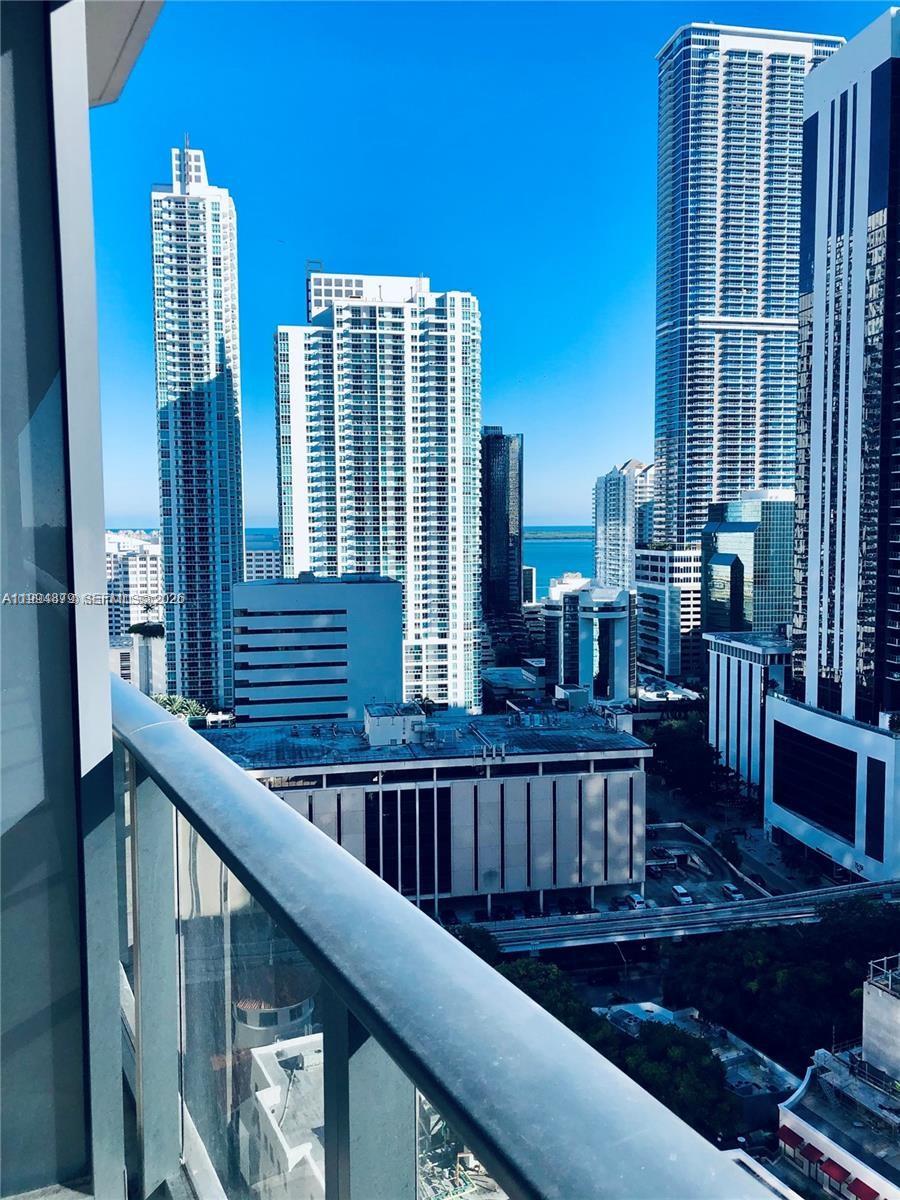 45 SW 9th St #2004 Miami, FL 33130