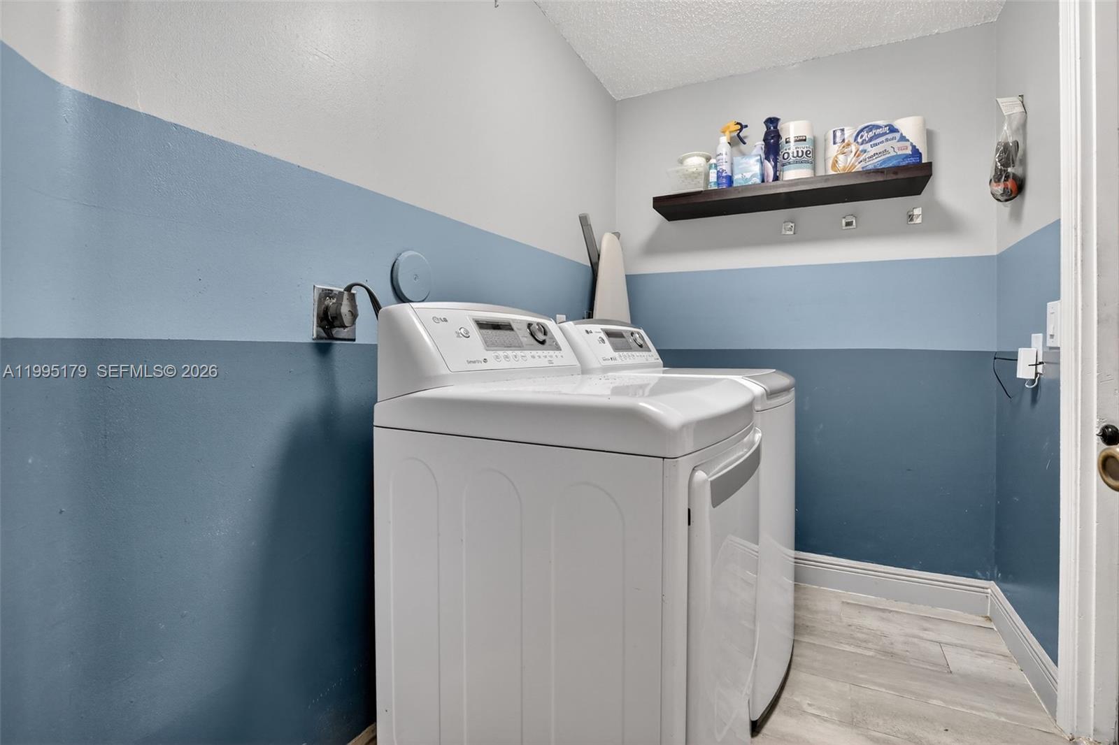 284 SW 180th Ave Pembroke Pines, FL 33029