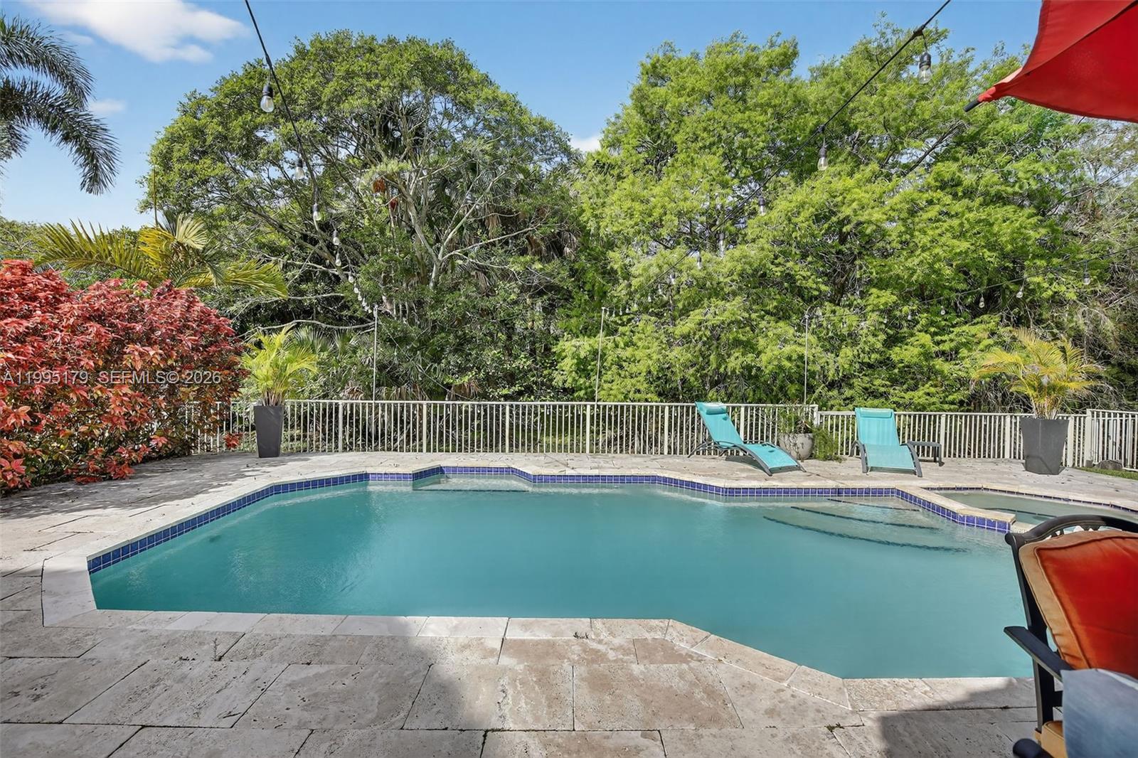 284 SW 180th Ave Pembroke Pines, FL 33029