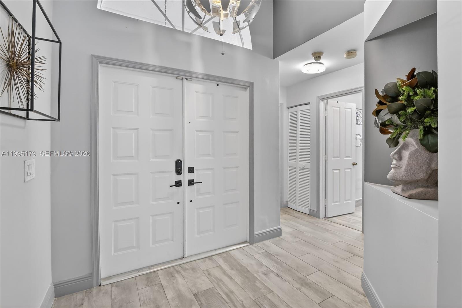 284 SW 180th Ave Pembroke Pines, FL 33029