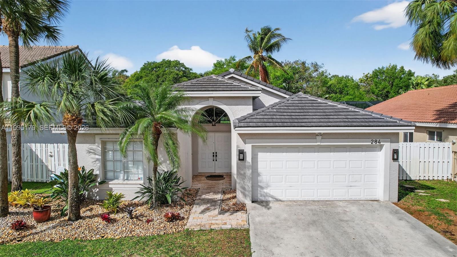 284 SW 180th Ave Pembroke Pines, FL 33029