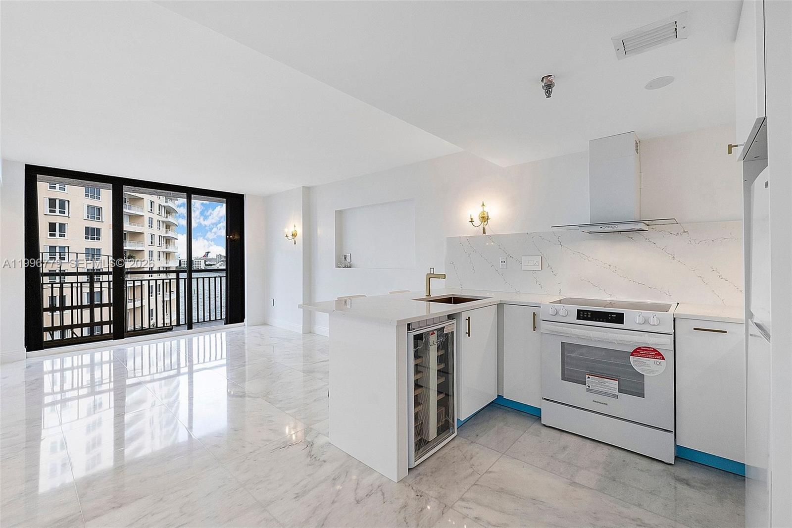 image Brickell Key Two8