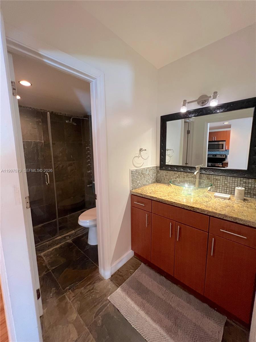 image The Decoplage18