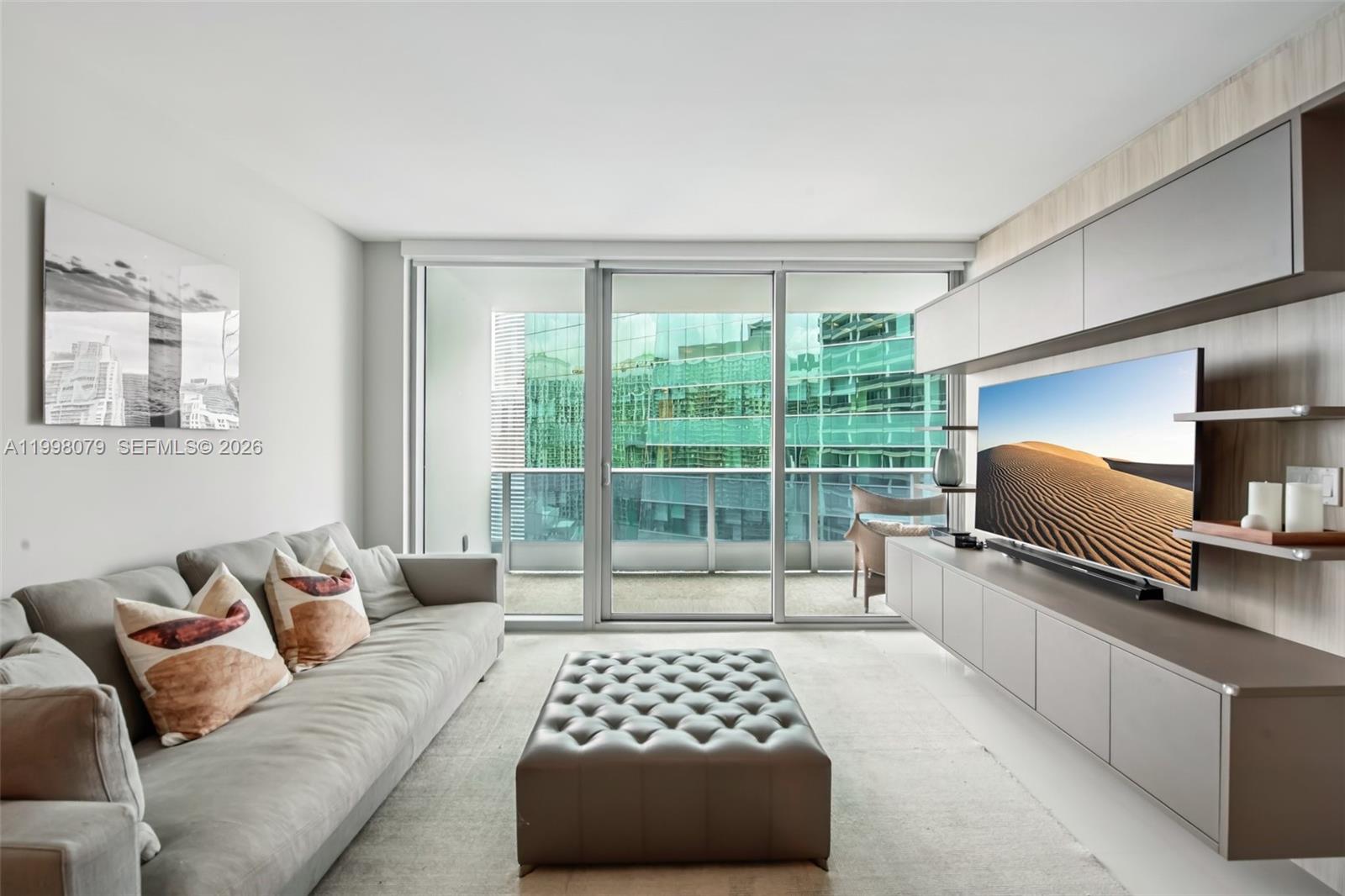 200 Biscayne Blvd Way #3113