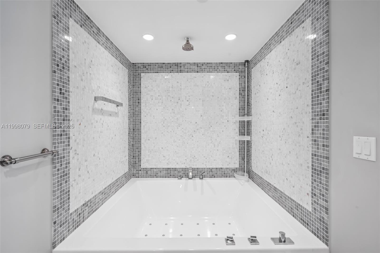 image Epic Residences17