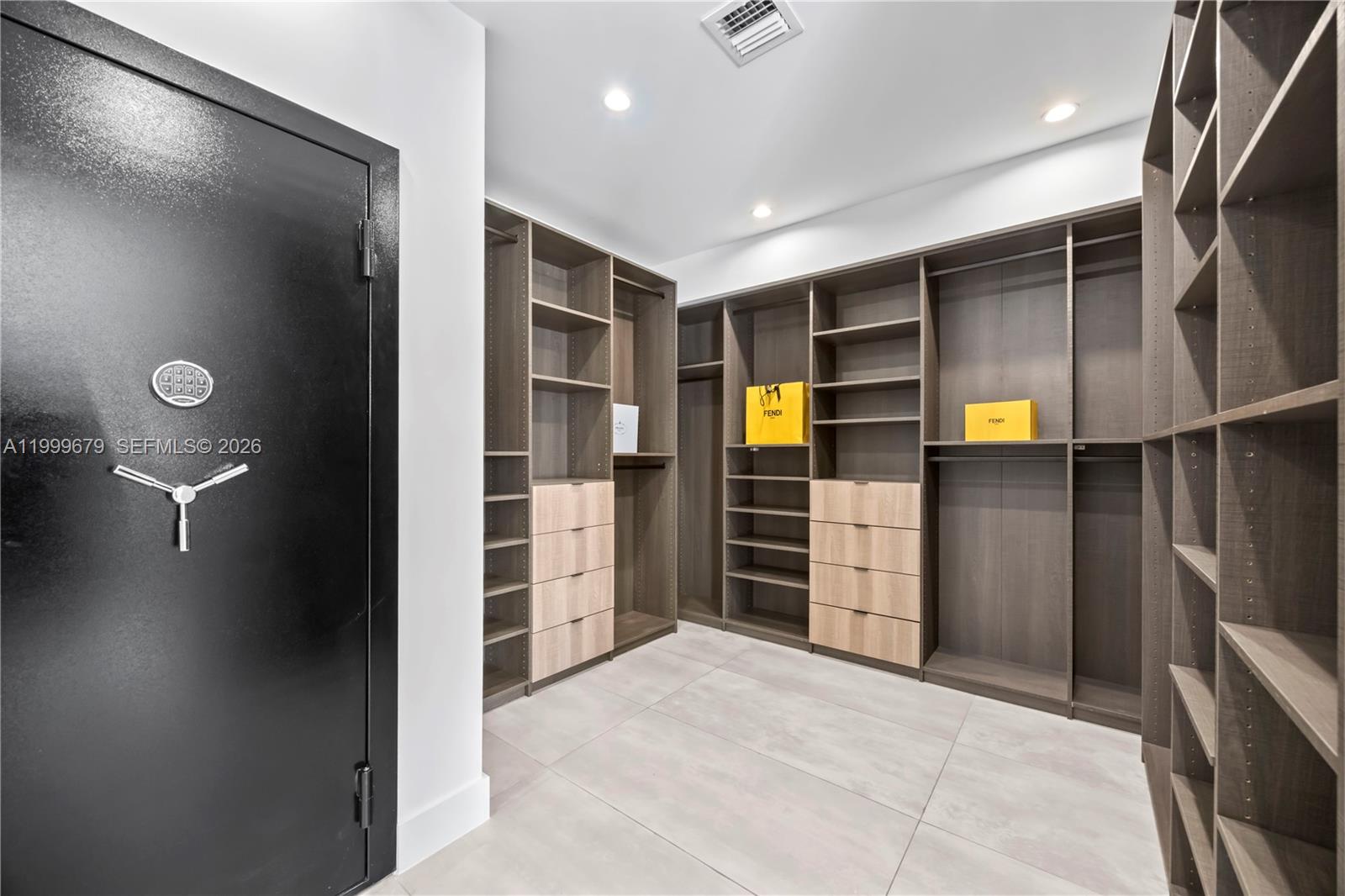 2613 Center Ave Fort Lauderdale, FL 33308