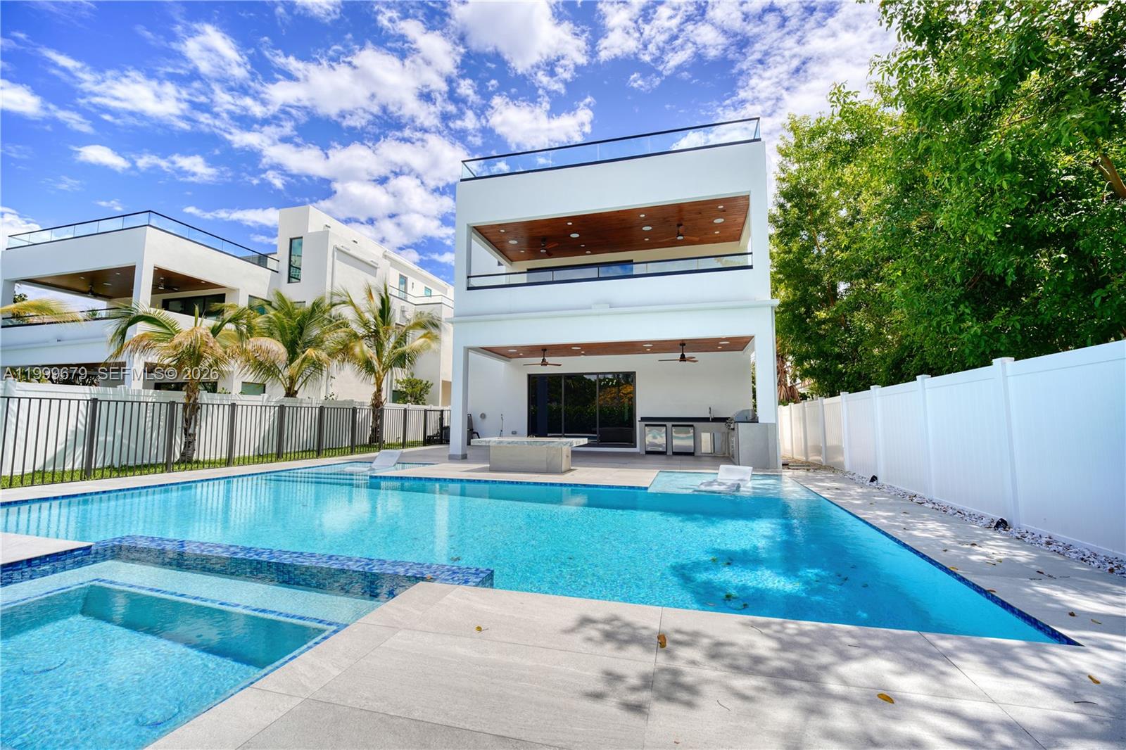 2613 Center Ave Fort Lauderdale, FL 33308