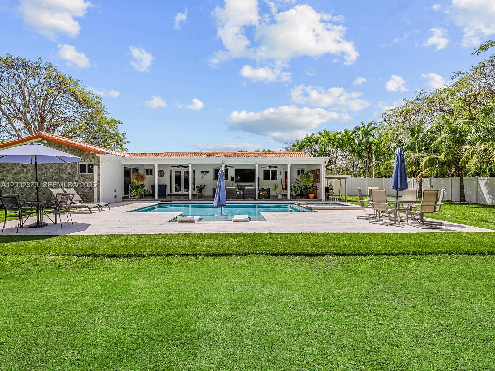 7495 SW 73rd Ter Miami, FL 33143