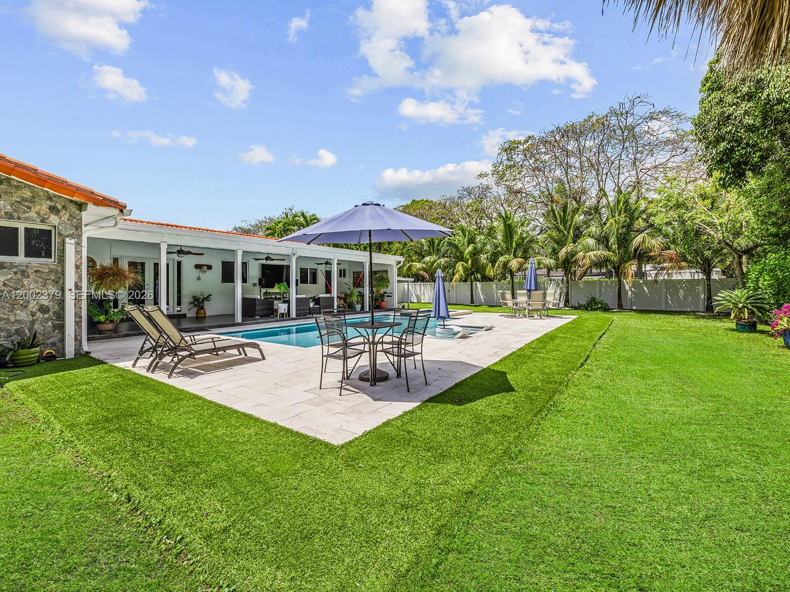 7495 SW 73rd Ter Miami, FL 33143