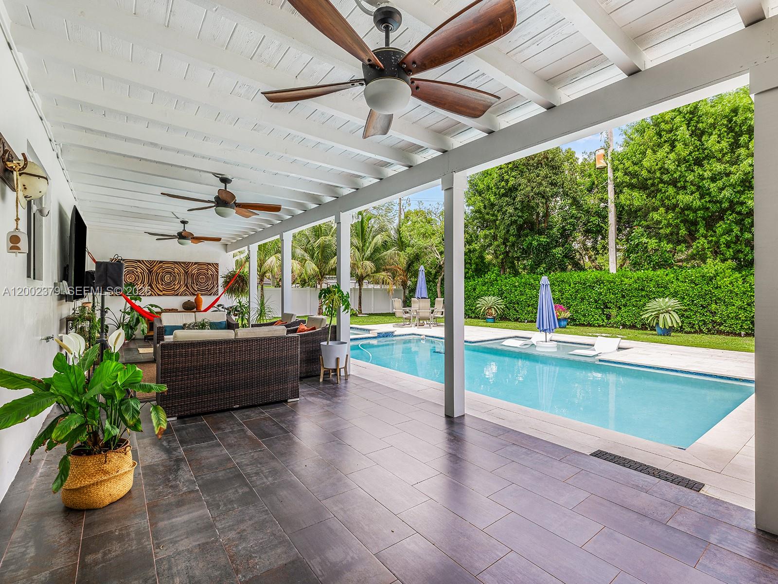 7495 SW 73rd Ter Miami, FL 33143