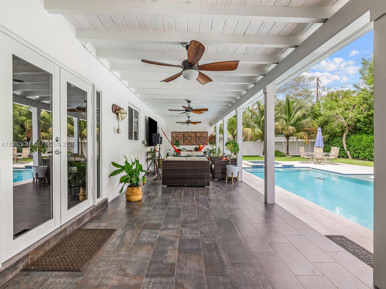 7495 SW 73rd Ter Miami, FL 33143