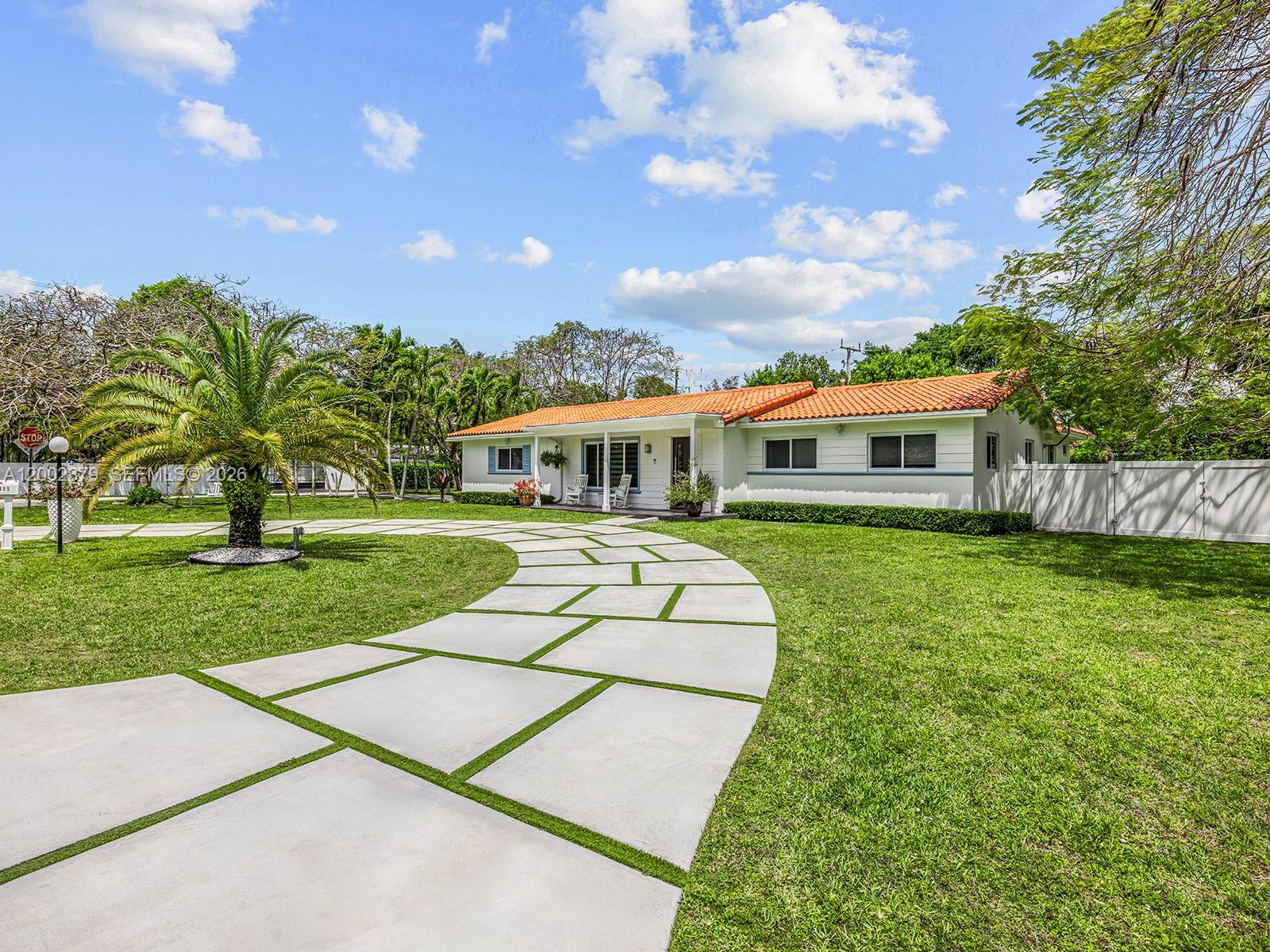 7495 SW 73rd Ter Miami, FL 33143