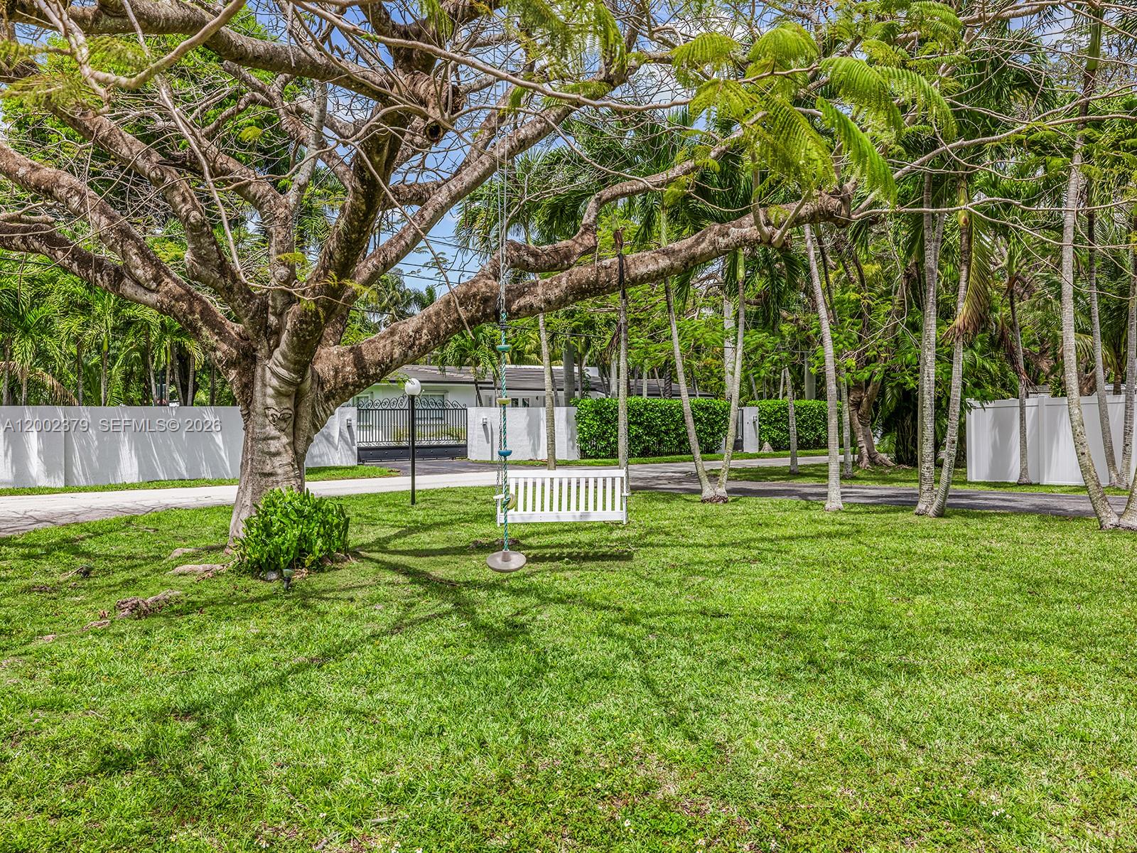 7495 SW 73rd Ter Miami, FL 33143