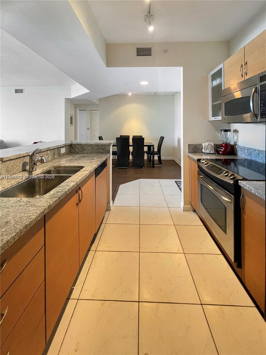 18800 NE 29th Ave #502