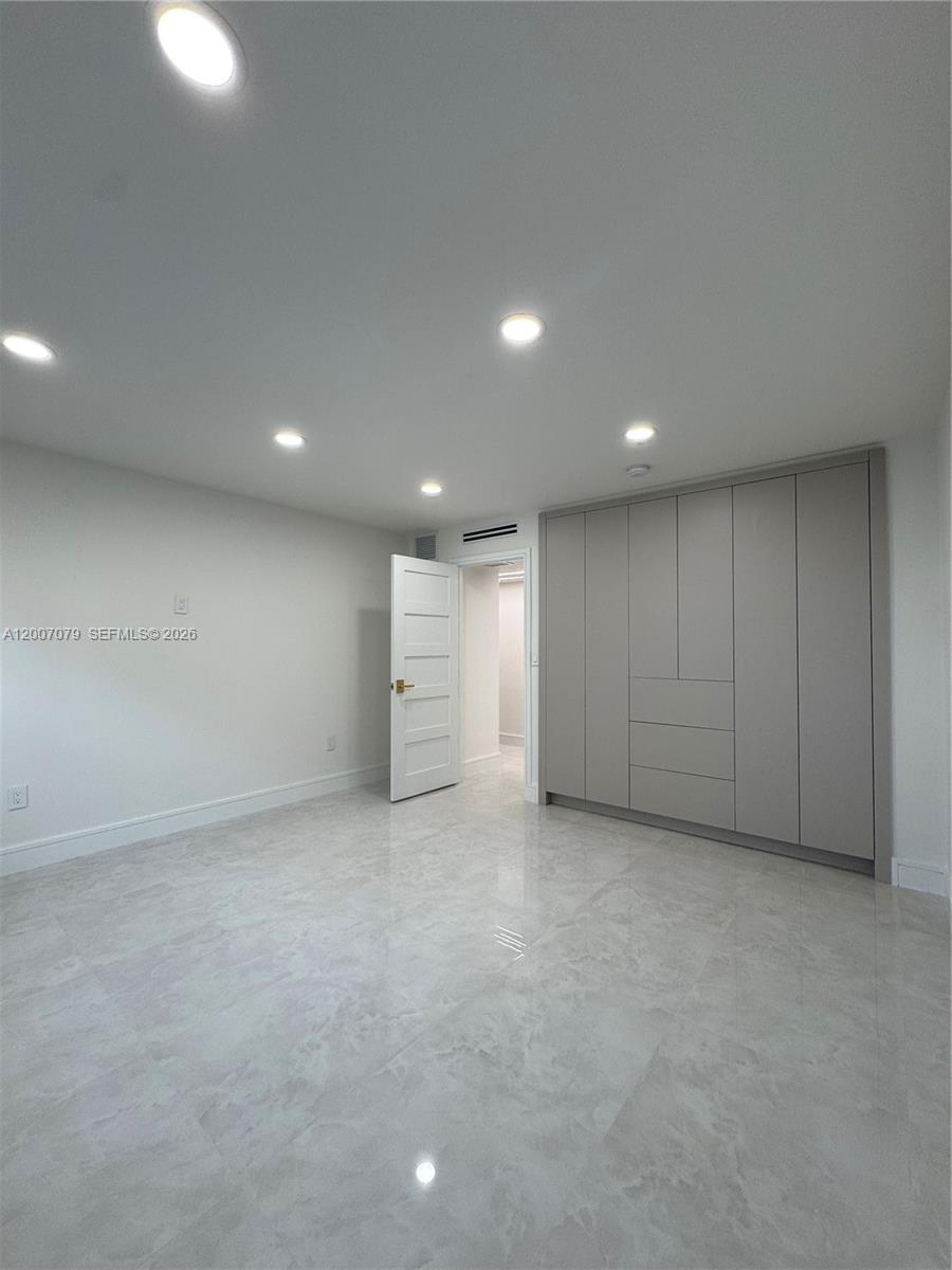 3410 Galt Ocean Dr #901N Fort Lauderdale, FL 33308