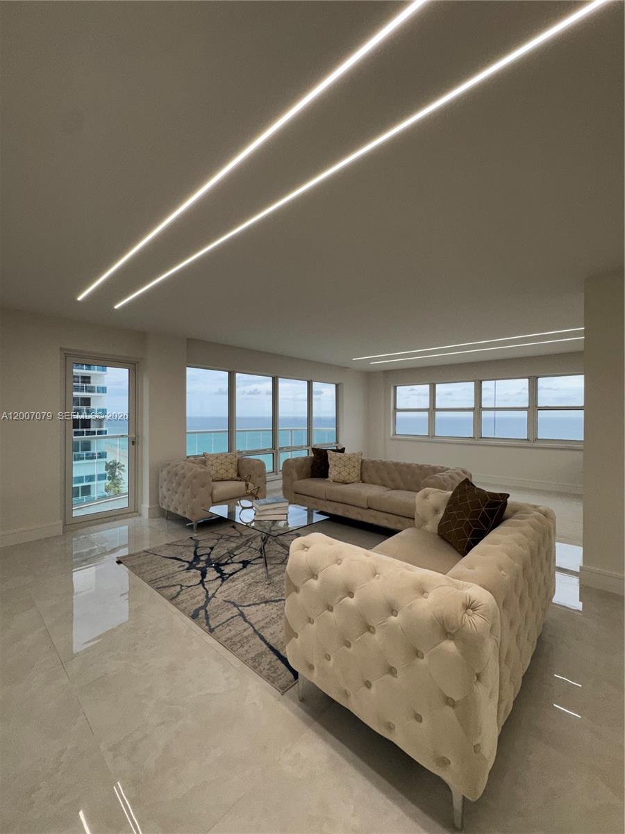 3410 Galt Ocean Dr #901N Fort Lauderdale, FL 33308