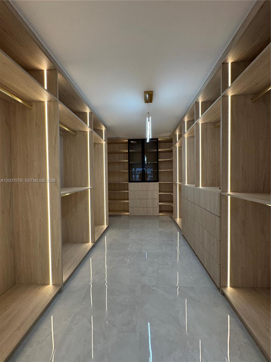 3410 Galt Ocean Dr #901N Fort Lauderdale, FL 33308