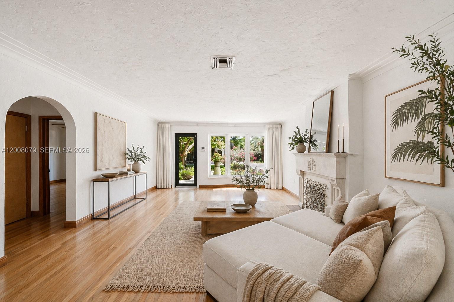 739 Lakeview Dr Miami Beach, FL 33140