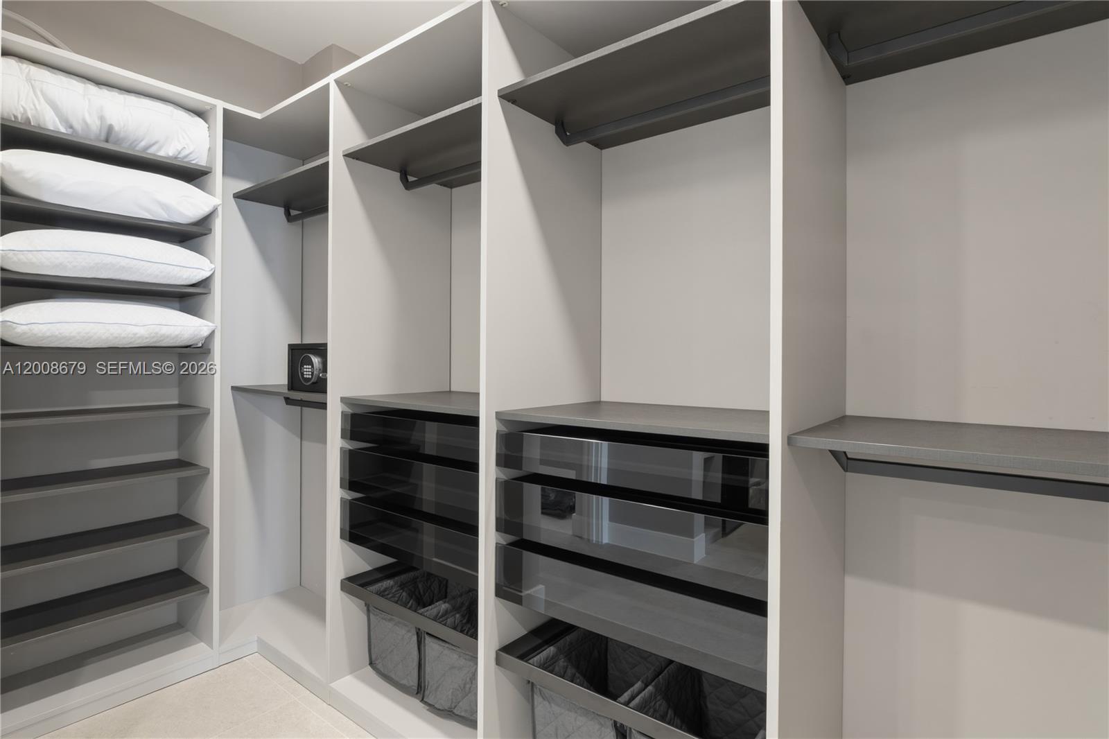 17875 Collins Ave #3906 Sunny Isles Beach, FL 33160