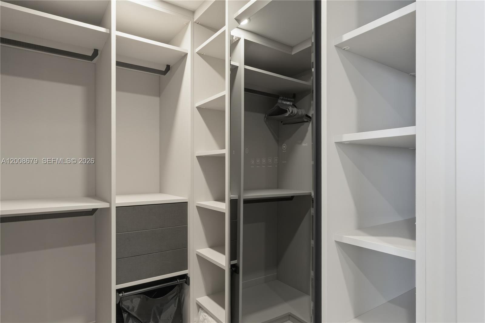 17875 Collins Ave #3906 Sunny Isles Beach, FL 33160