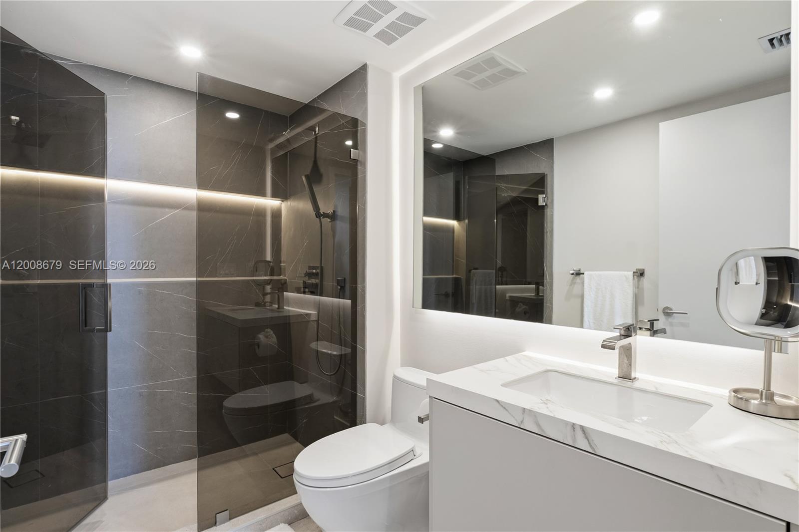 17875 Collins Ave #3906 Sunny Isles Beach, FL 33160