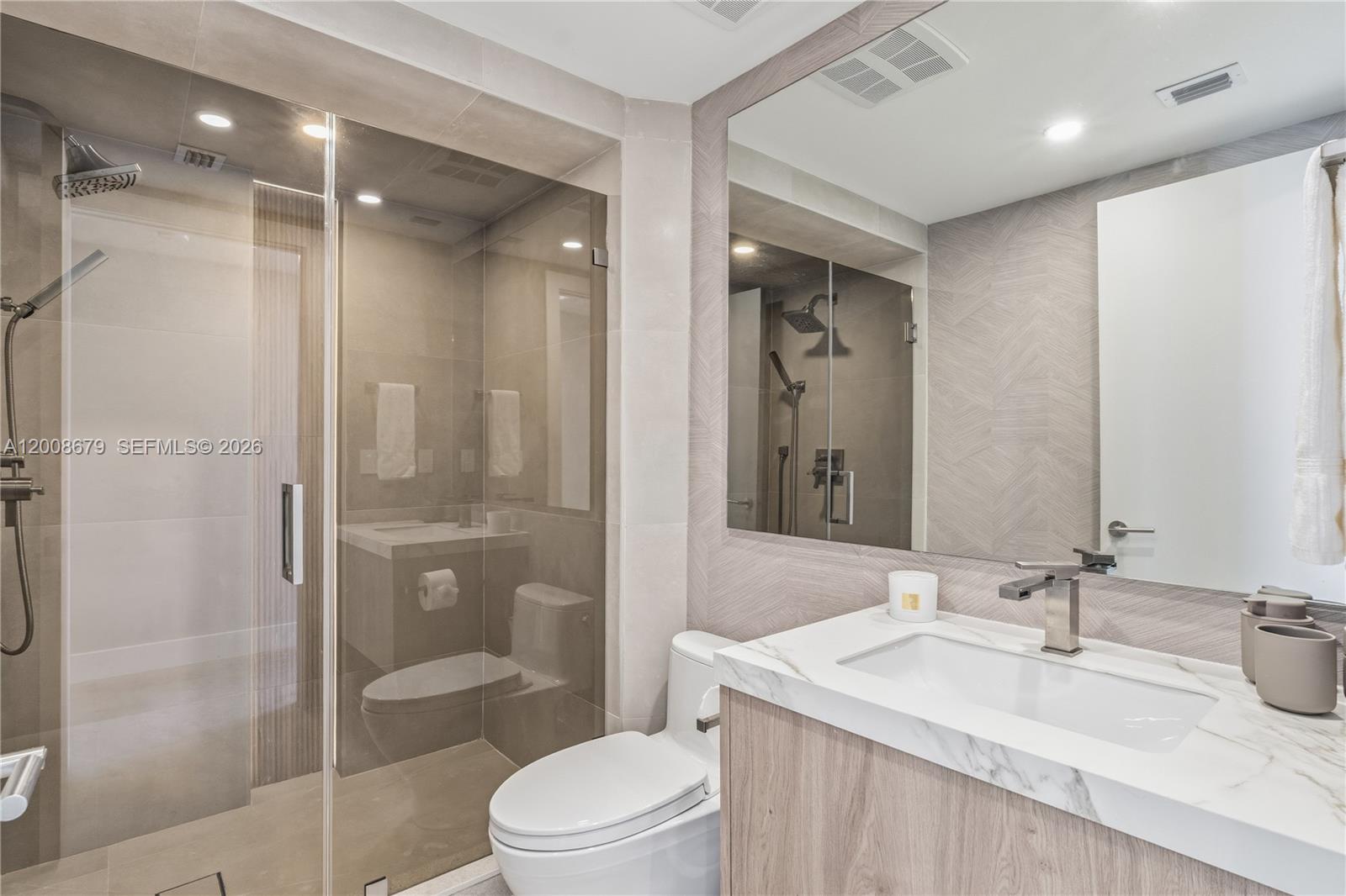 17875 Collins Ave #3906 Sunny Isles Beach, FL 33160