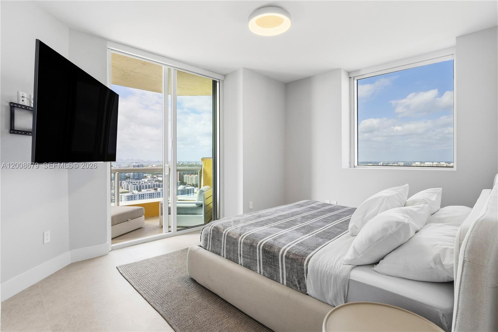 17875 Collins Ave #3906 Sunny Isles Beach, FL 33160