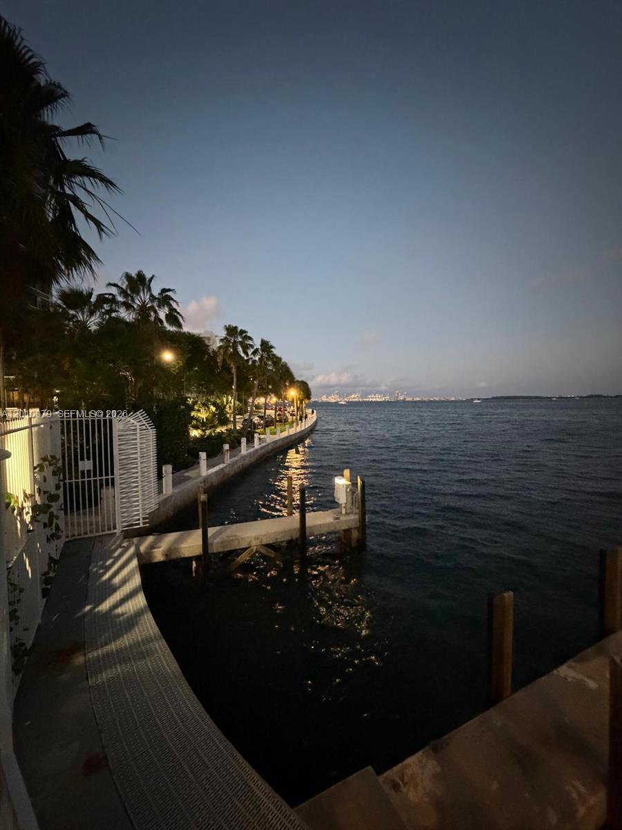 image Brickell Harbour28