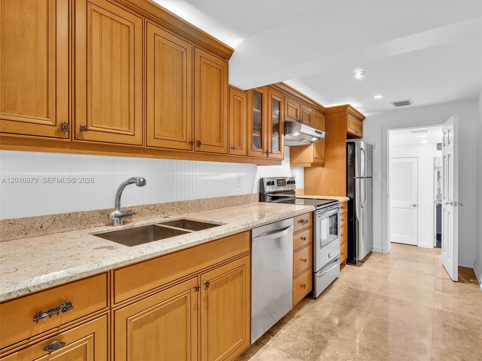 744 NE 18th Ave Fort Lauderdale, FL 33304