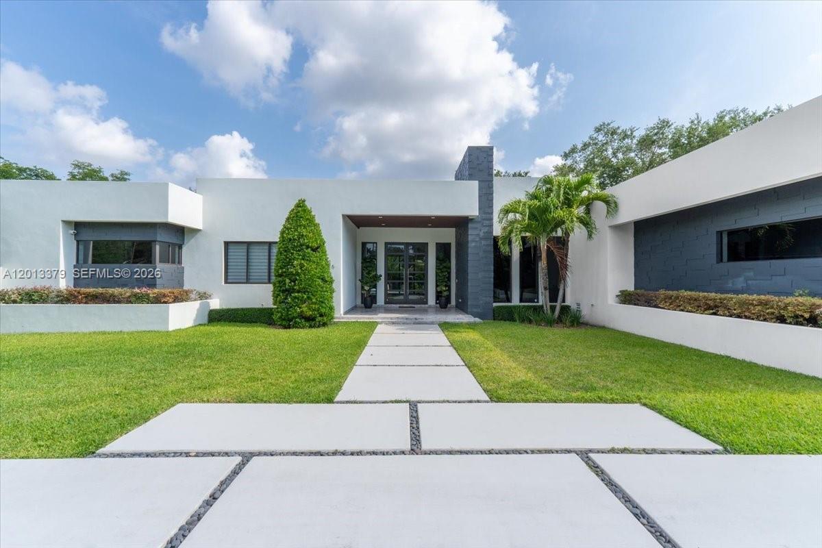 6785 SW 99th Ter Pinecrest, FL 33156
