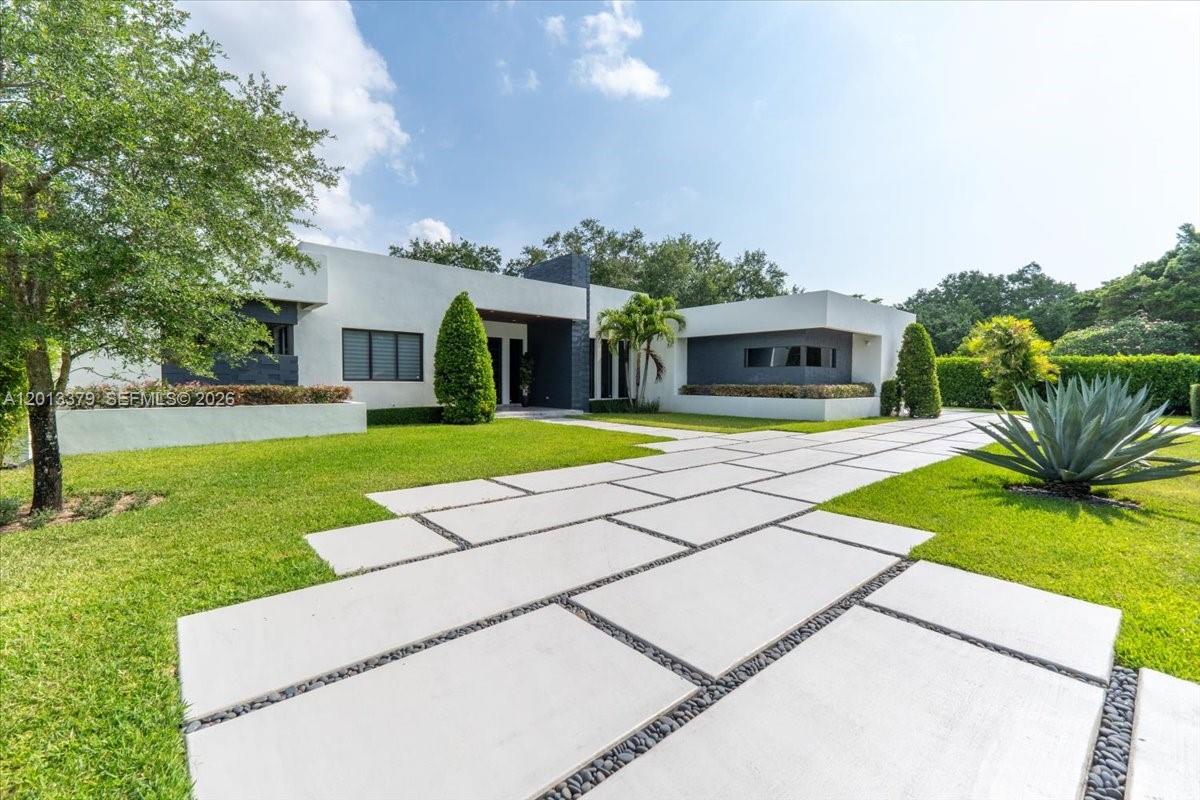 6785 SW 99th Ter Pinecrest, FL 33156