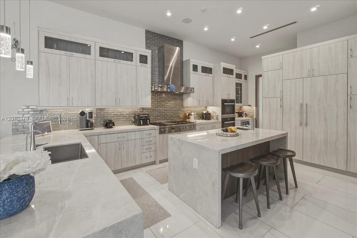 6785 SW 99th Ter Pinecrest, FL 33156