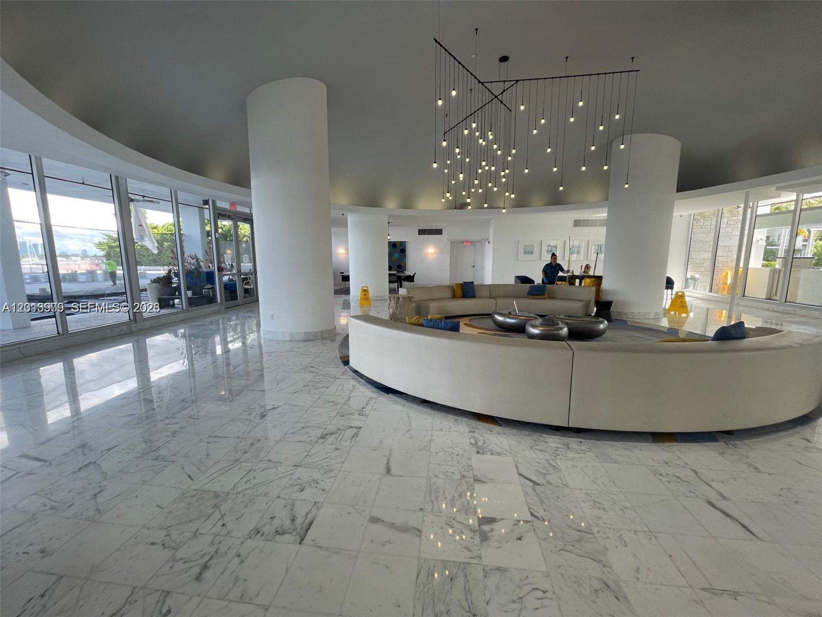 1000 West Ave #1122