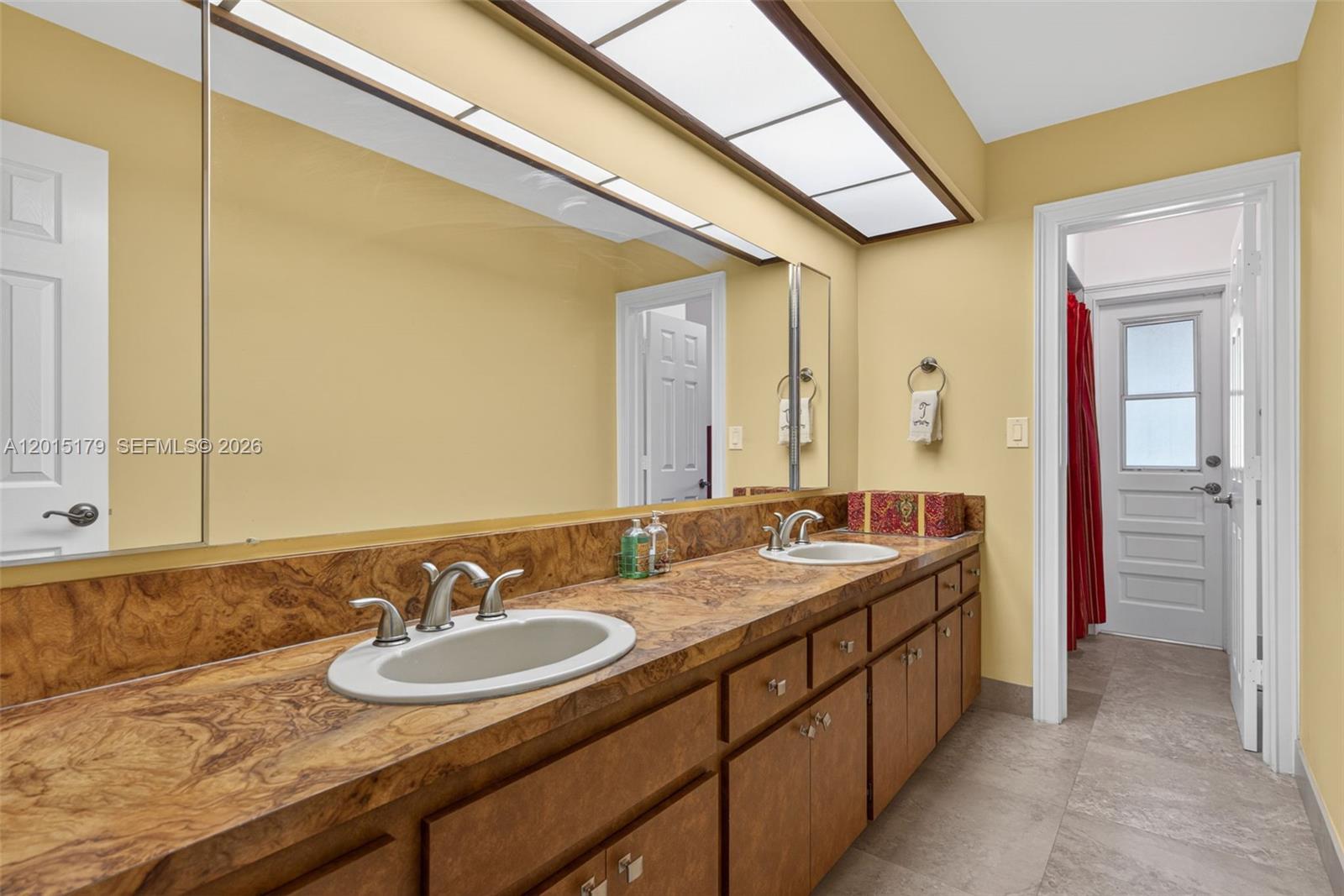 10044 SW 131st Ter Miami, FL 33176