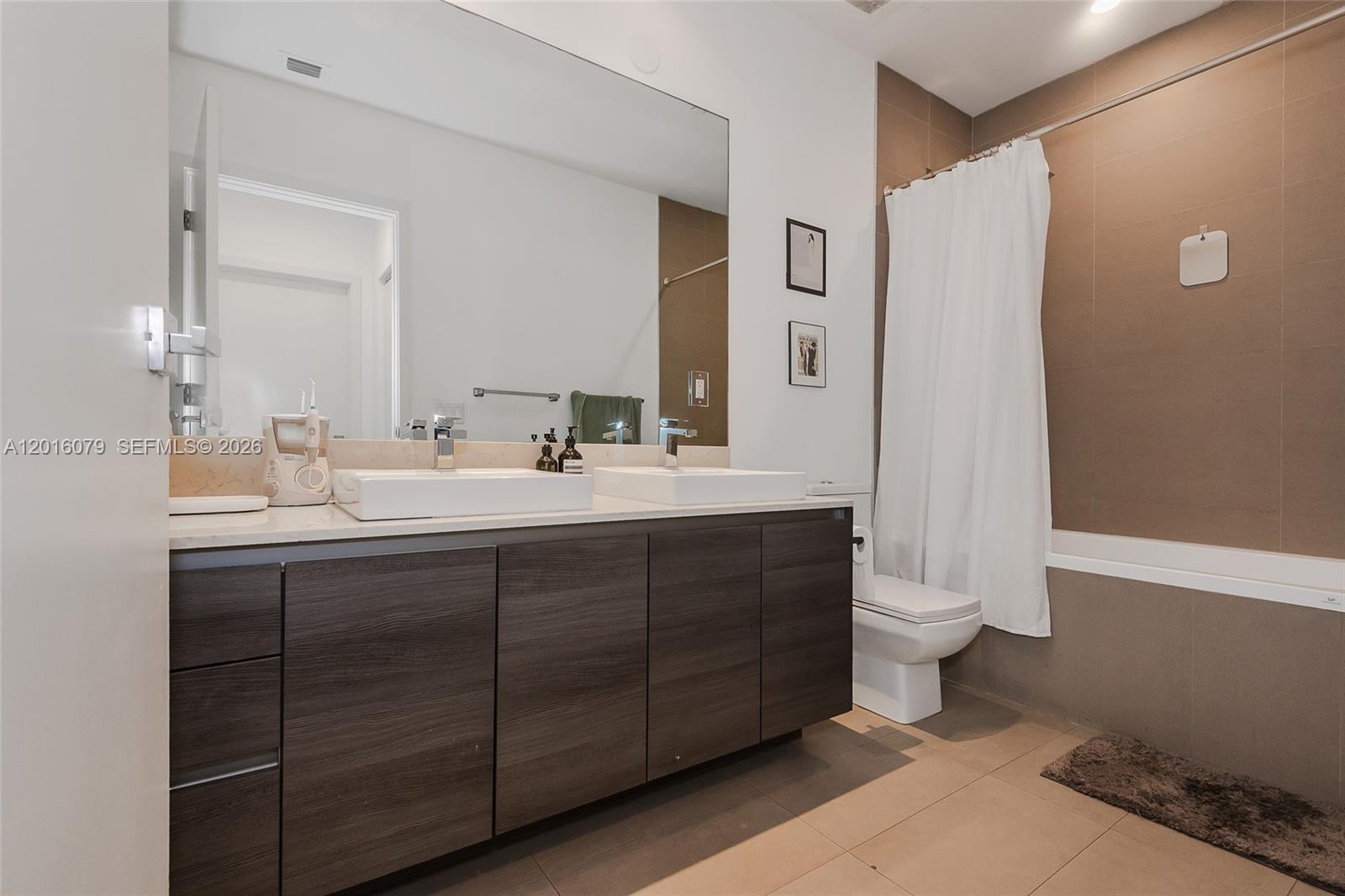 image The Bond on Brickell11