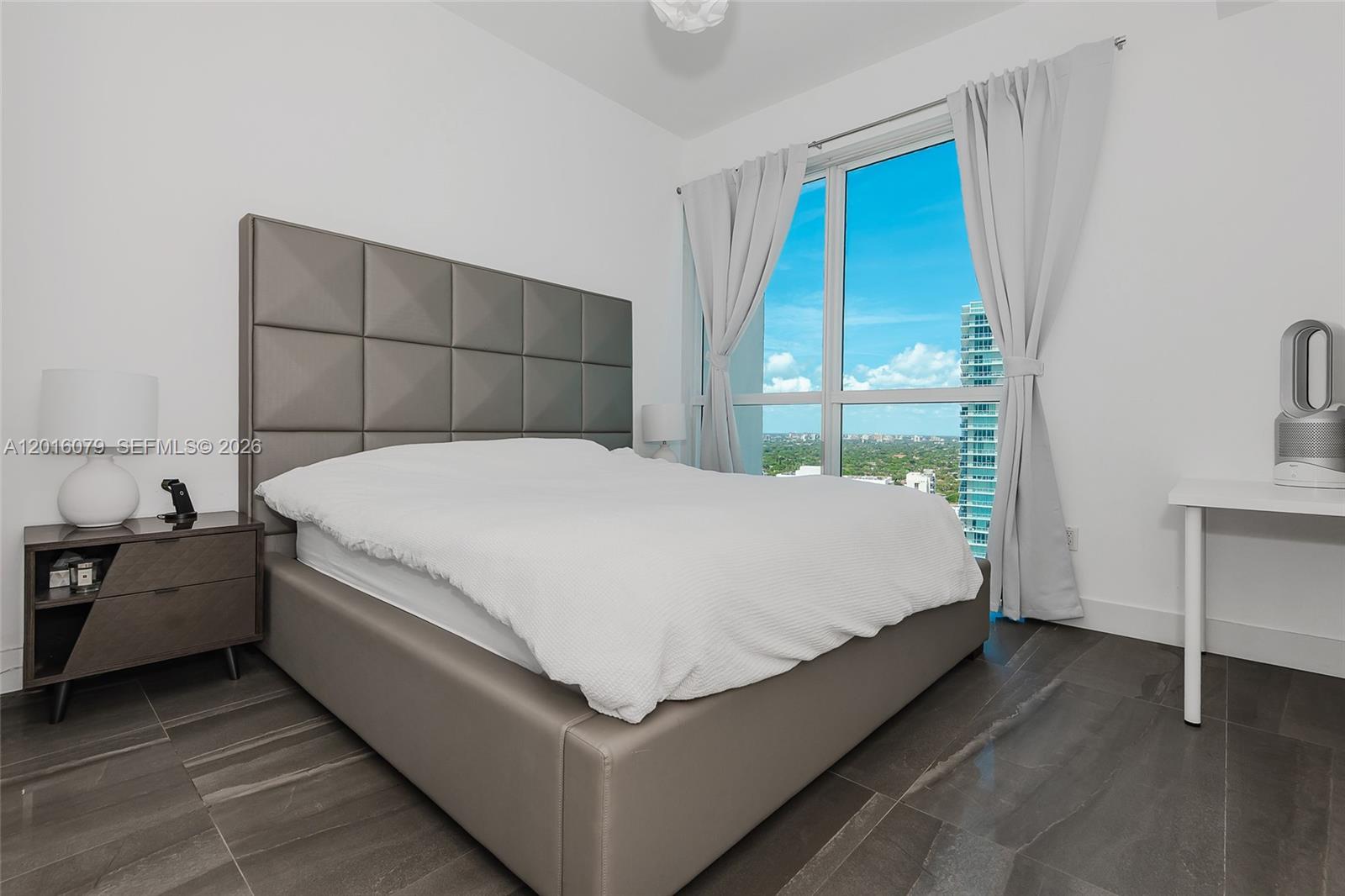 image The Bond on Brickell6