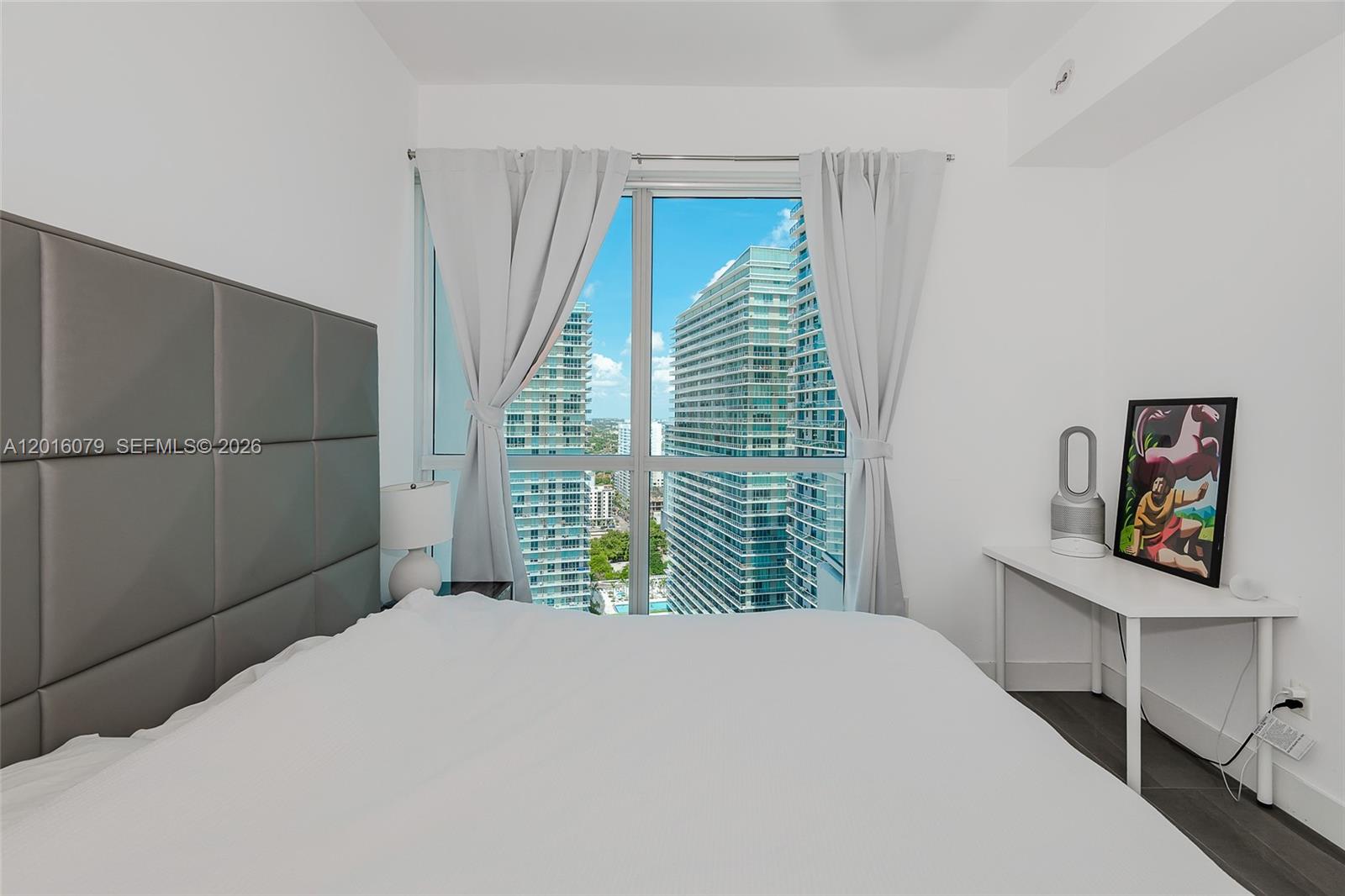 image The Bond on Brickell8