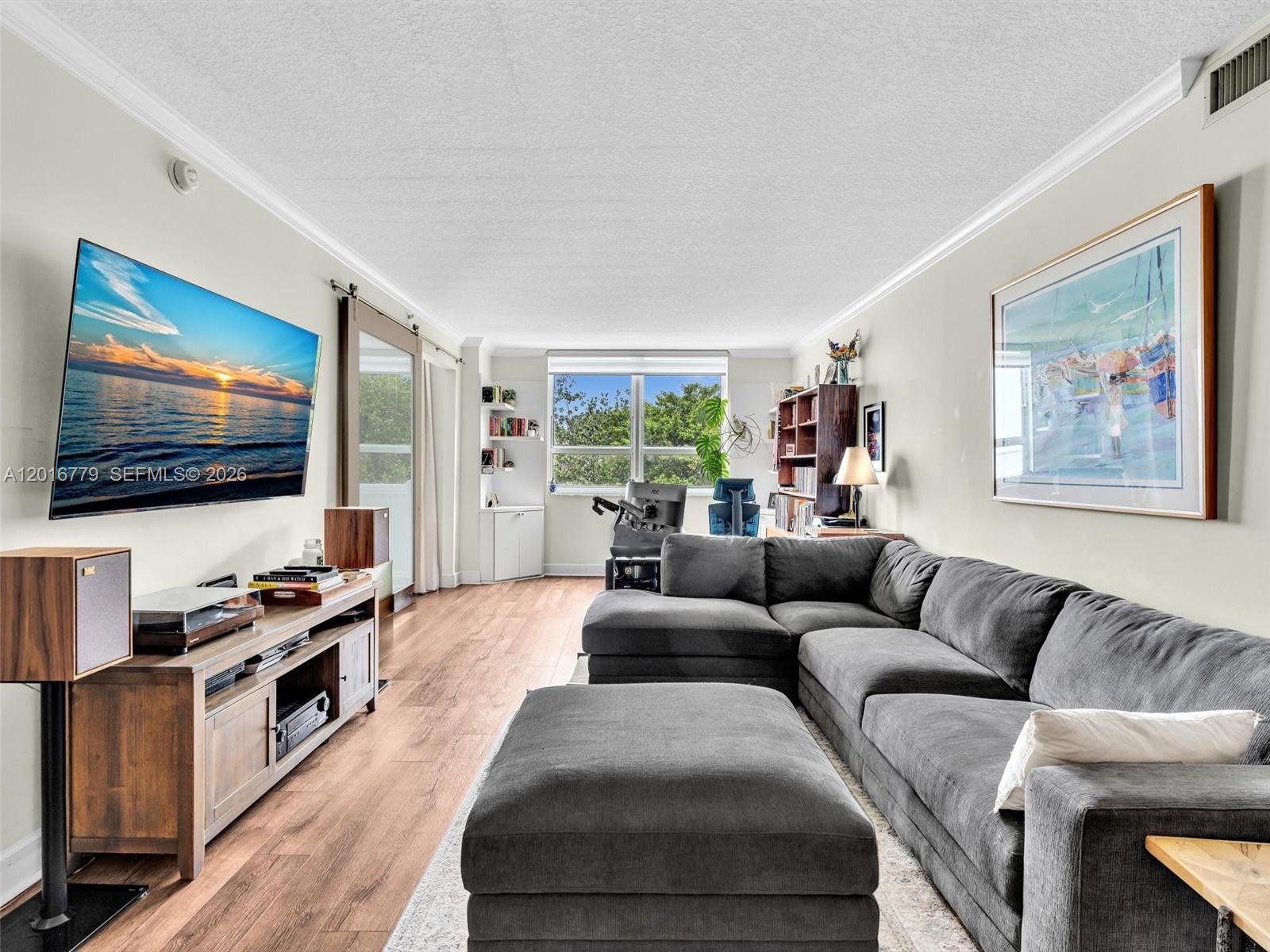 image Cite on the Bay East14