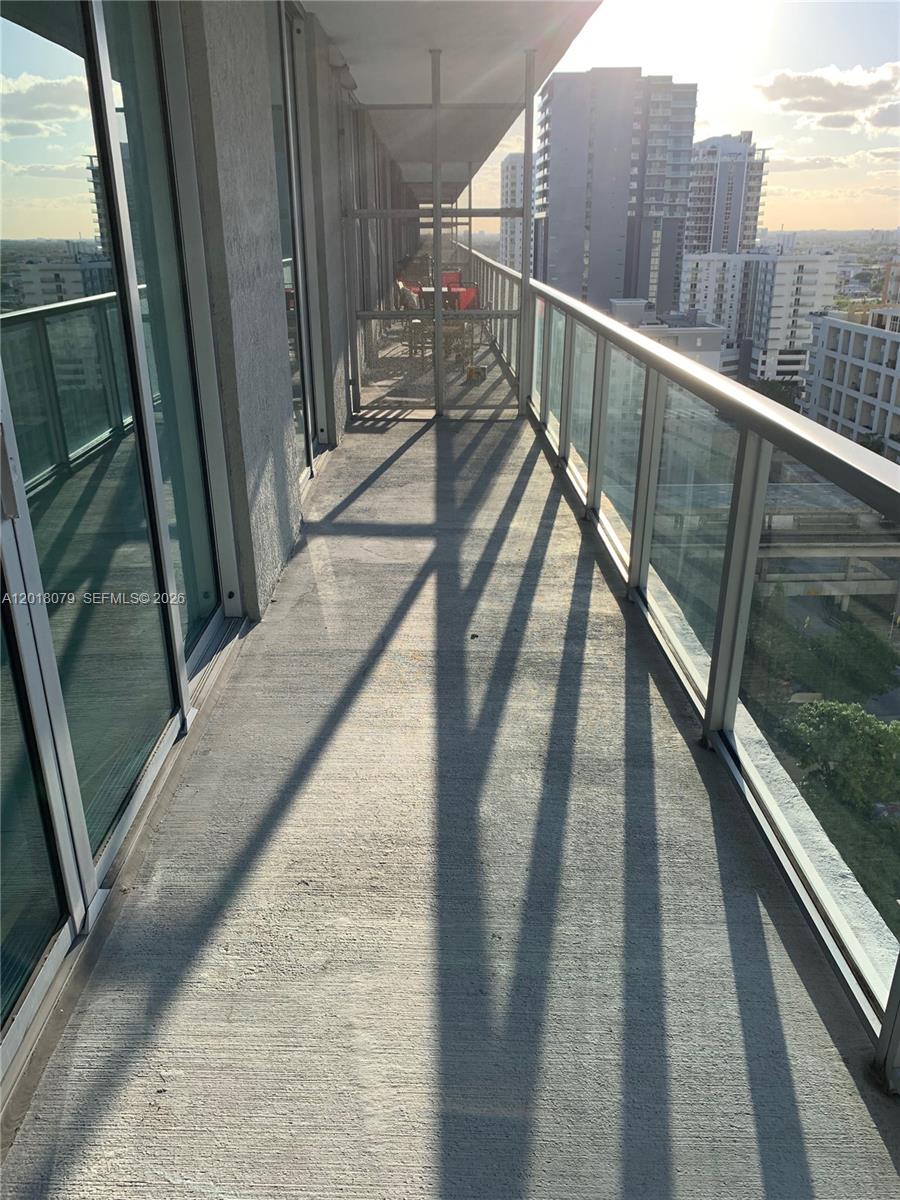 image Axis on Brickell North14