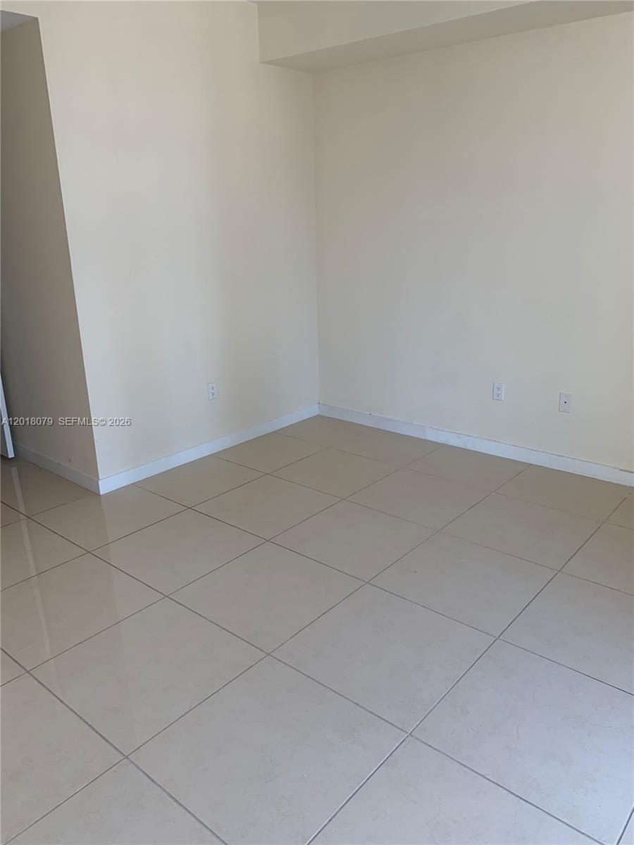 image Axis on Brickell North18
