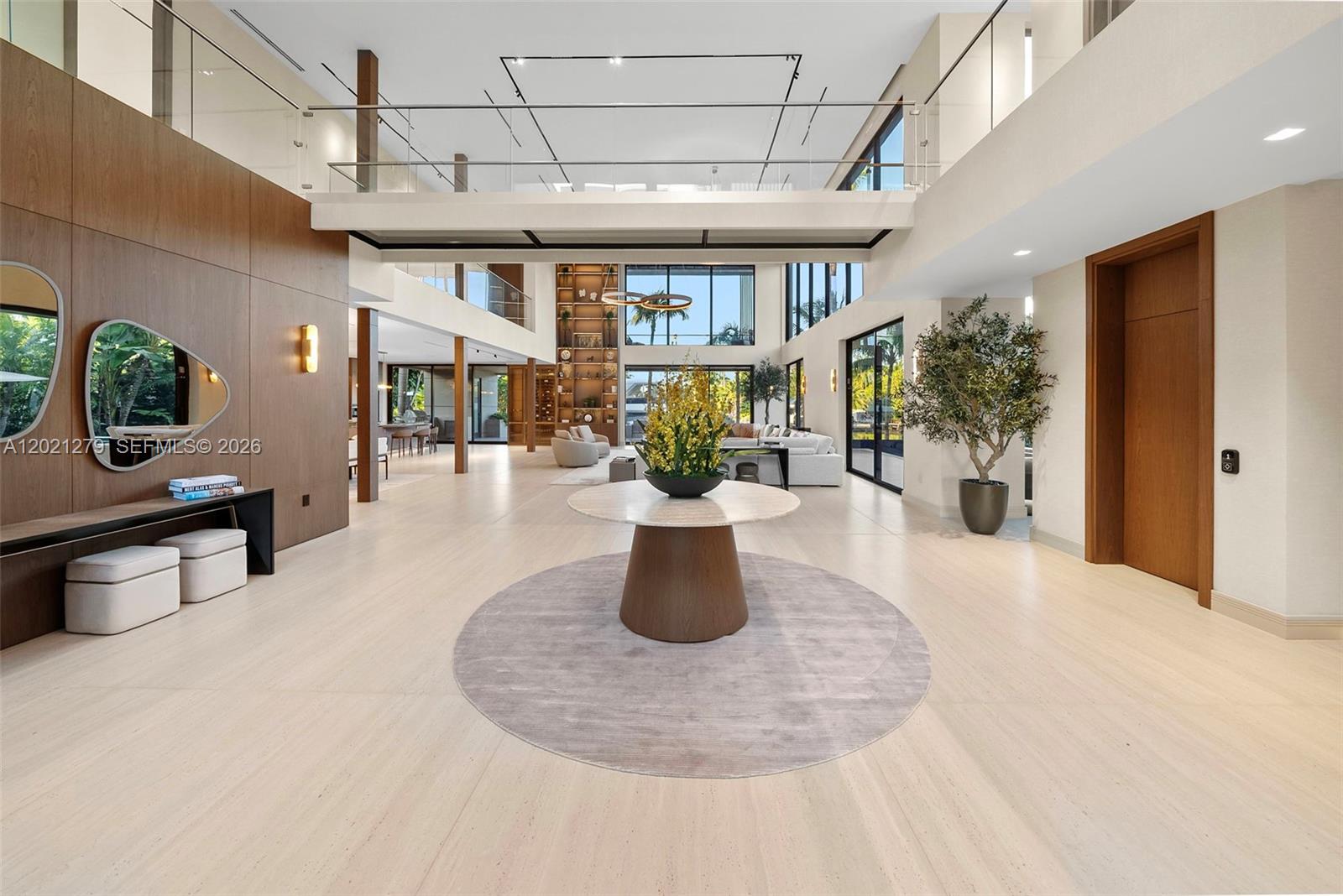 905 Belle Meade Is Dr Miami, FL 33138