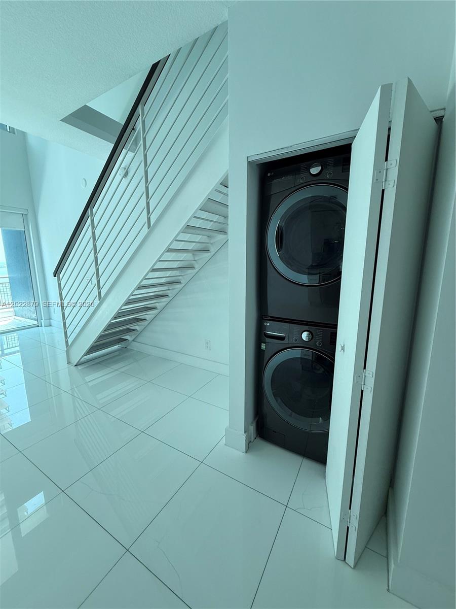 image Infinity at Brickell12