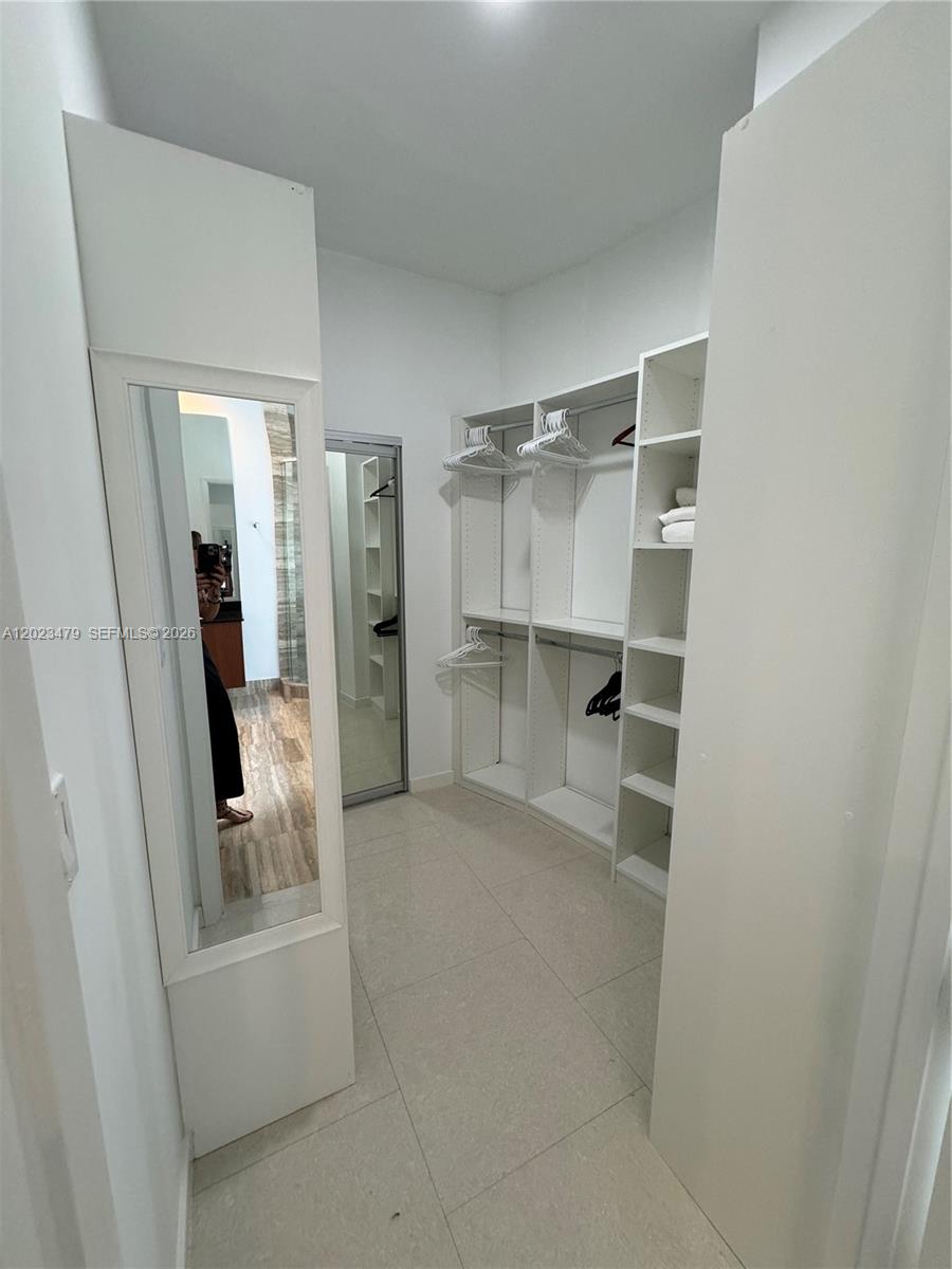 16001 Collins Ave #4006 Sunny Isles Beach, FL 33160