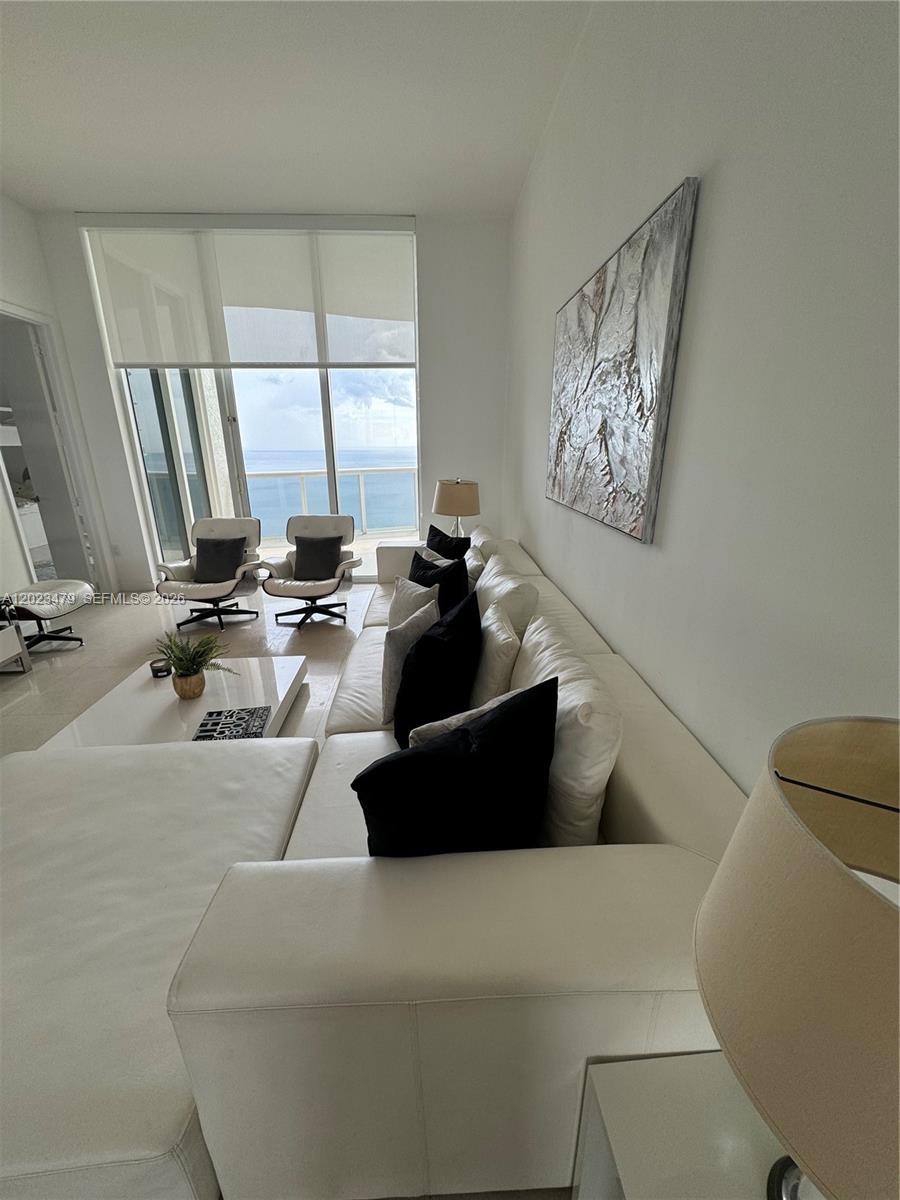 16001 Collins Ave #4006 Sunny Isles Beach, FL 33160